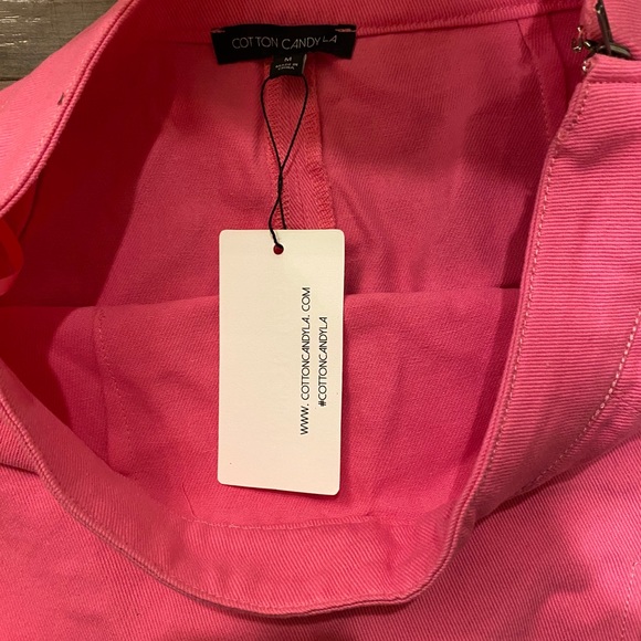 Mini hot pink skirt - Picture 2 of 3